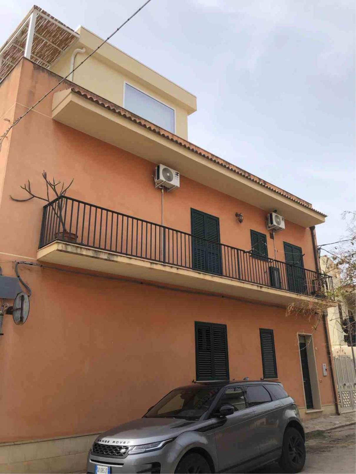 Casa Dorina Charme E Comfort A 100 M Dal Mare Donnalucata  Ngoại thất bức ảnh