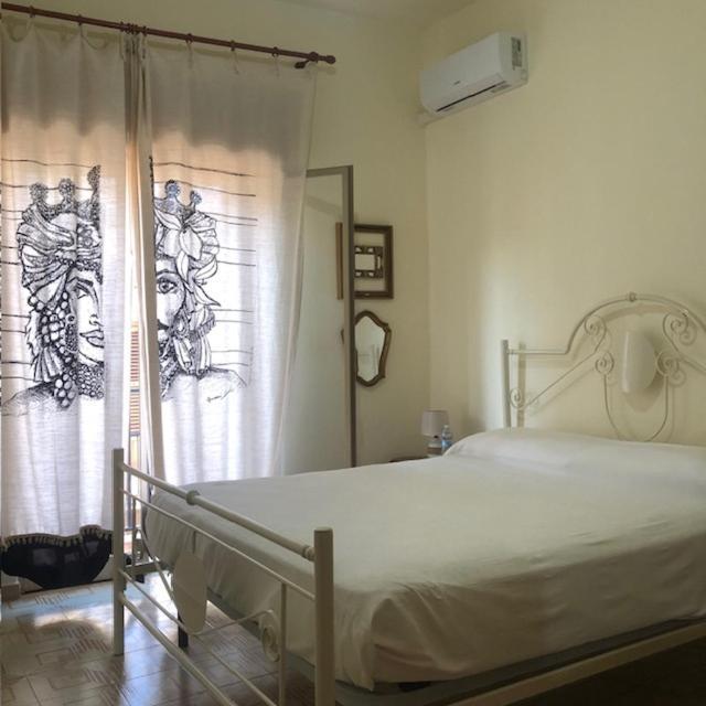 Casa Dorina Charme E Comfort A 100 M Dal Mare Donnalucata  Ngoại thất bức ảnh